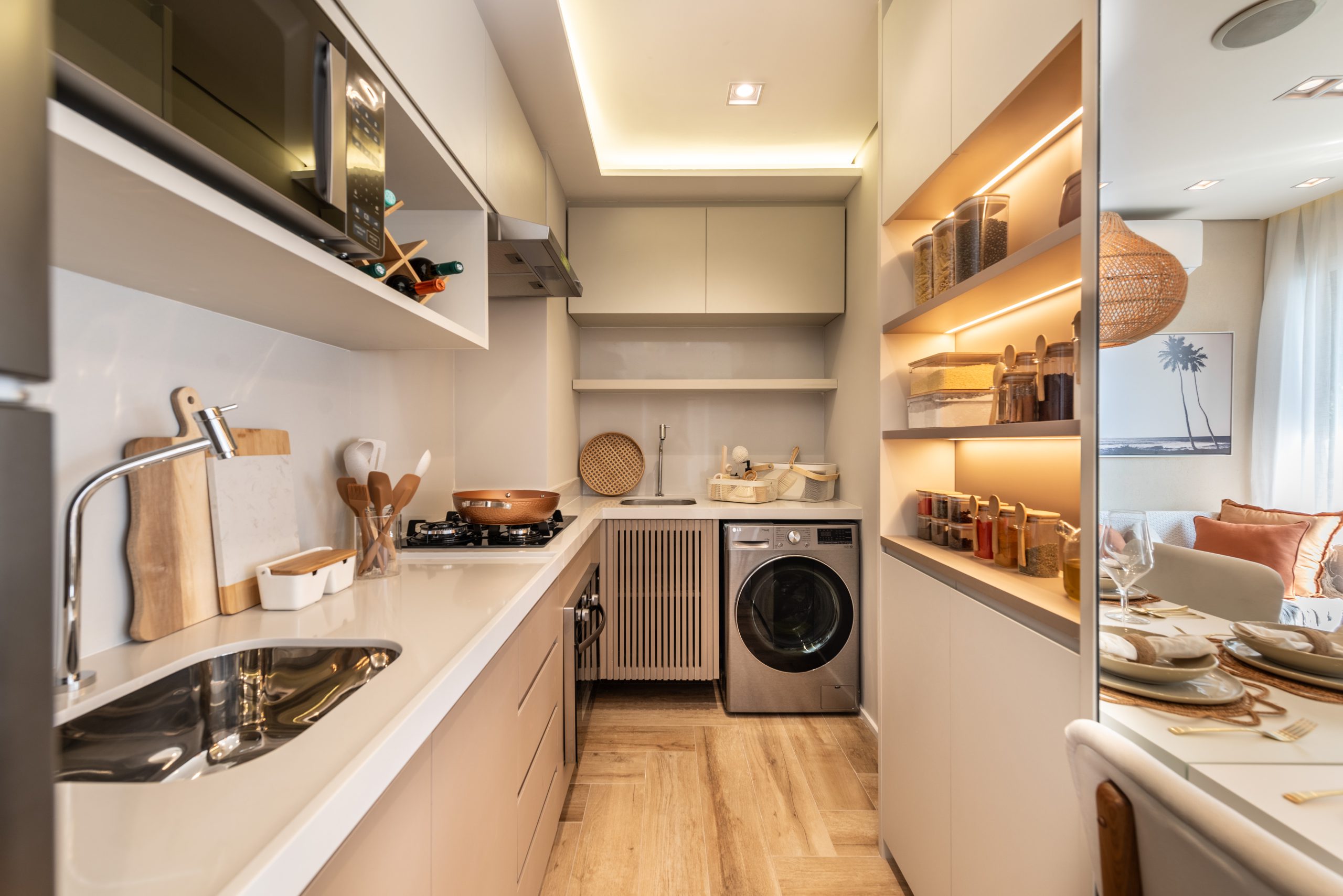 Cozinha e área de serviço